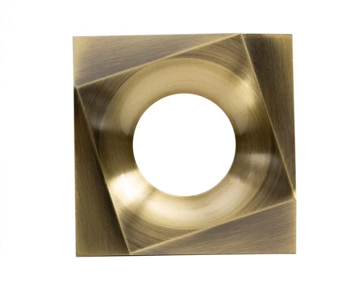 ЛУНА ЗА ВГРАЖДАНЕ, КВАДРАТ, СТАЦИОНАРНА, САТИНИРАН МЕСИНГ, НЕВЛАГОЗАЩИТЕНА