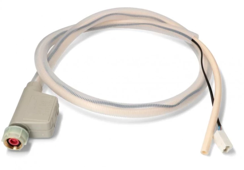 102LG73 Входящ маркуч с ЕМВ 1,7м