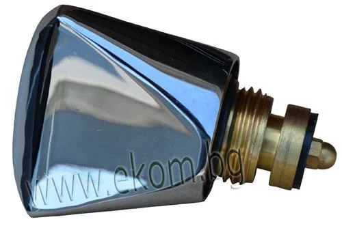 102BT02 Патрон 1/2" със триъгълна метална врътка