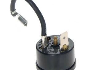 Снимка на 220FR06 Защитно реле компресор 1/8 HP